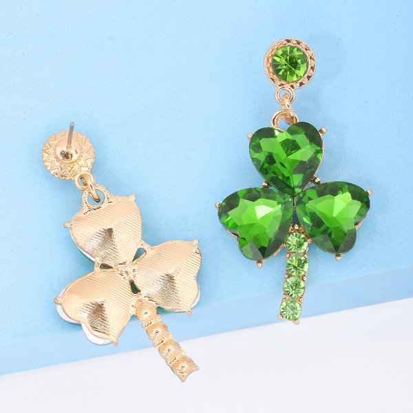 Women's Fashion Green Eardrops Stud Earrings